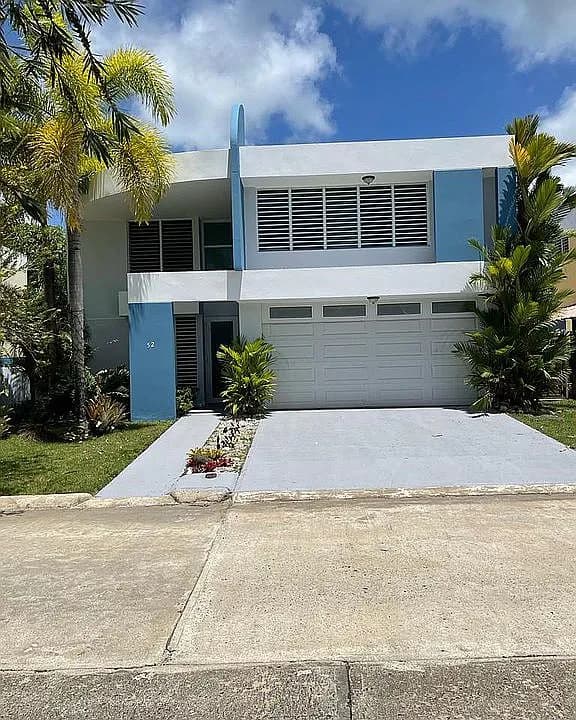 Exterior of 52 Faisán residence shown by Zillow