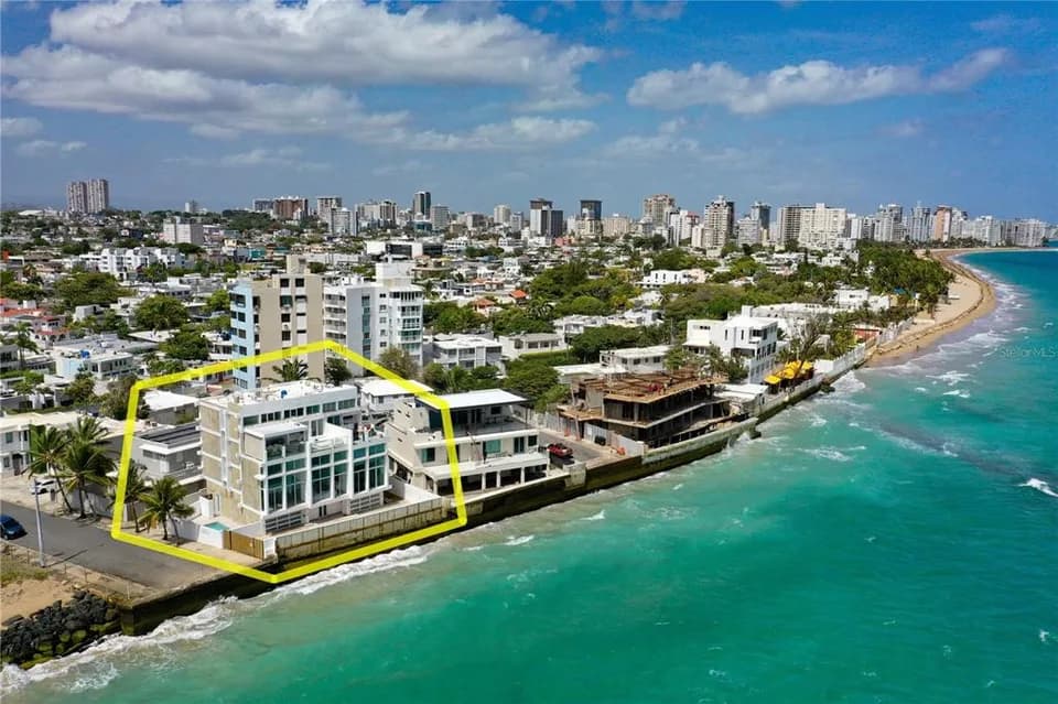 Exterior de A, 2 Rampla del Almirante mostrado por Findit · Stellar MLS