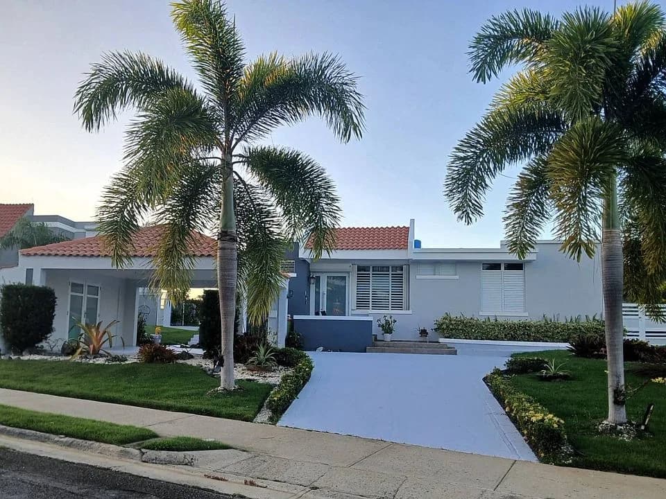 Exterior of B residence shown by Zillow
