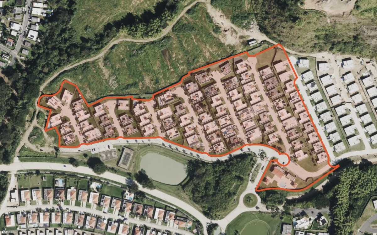Aerial report boundary and neighborhood statistics for Vista Lago in Gurabo, Puerto Rico